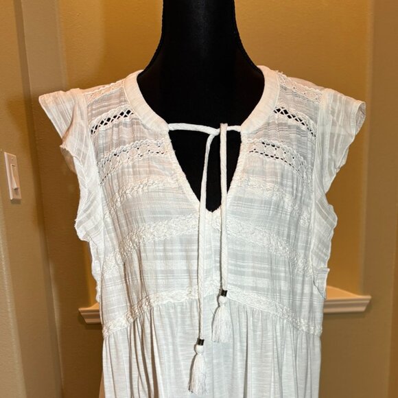 Nuture by Westbound White Tunic Top w/Tassels Size XL - Picture 2 of 8
